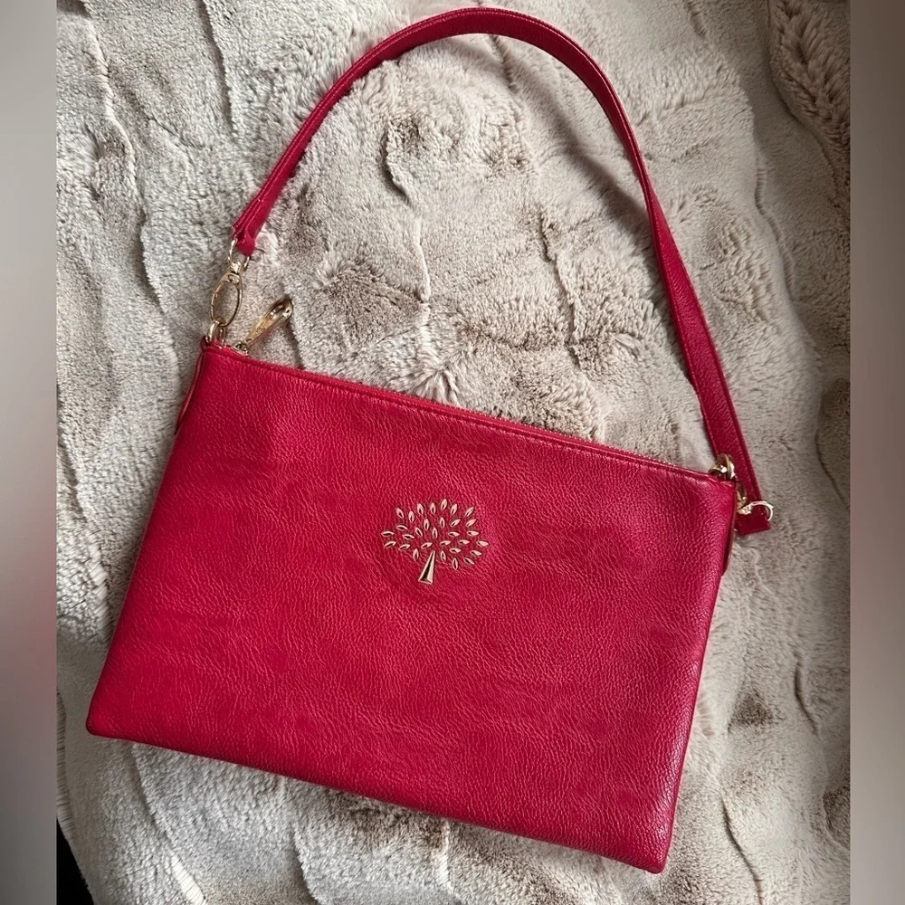 Fashion brand shoulder bag; inspired by Mulberry